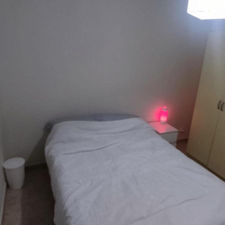Piso Por Habitaciones En Χιχόν Εξωτερικό φωτογραφία
