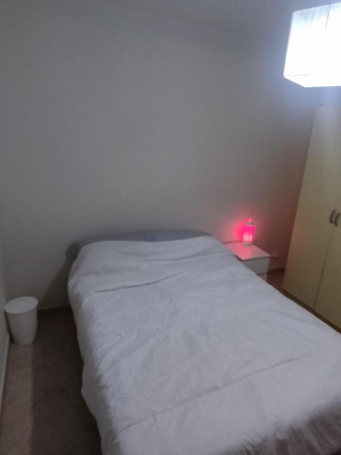 Piso Por Habitaciones En Χιχόν Εξωτερικό φωτογραφία